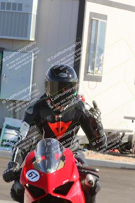 media/Mar-20-2023-Moto Forza (Mon) [[d0bbc59e78]]/Around the Pits/